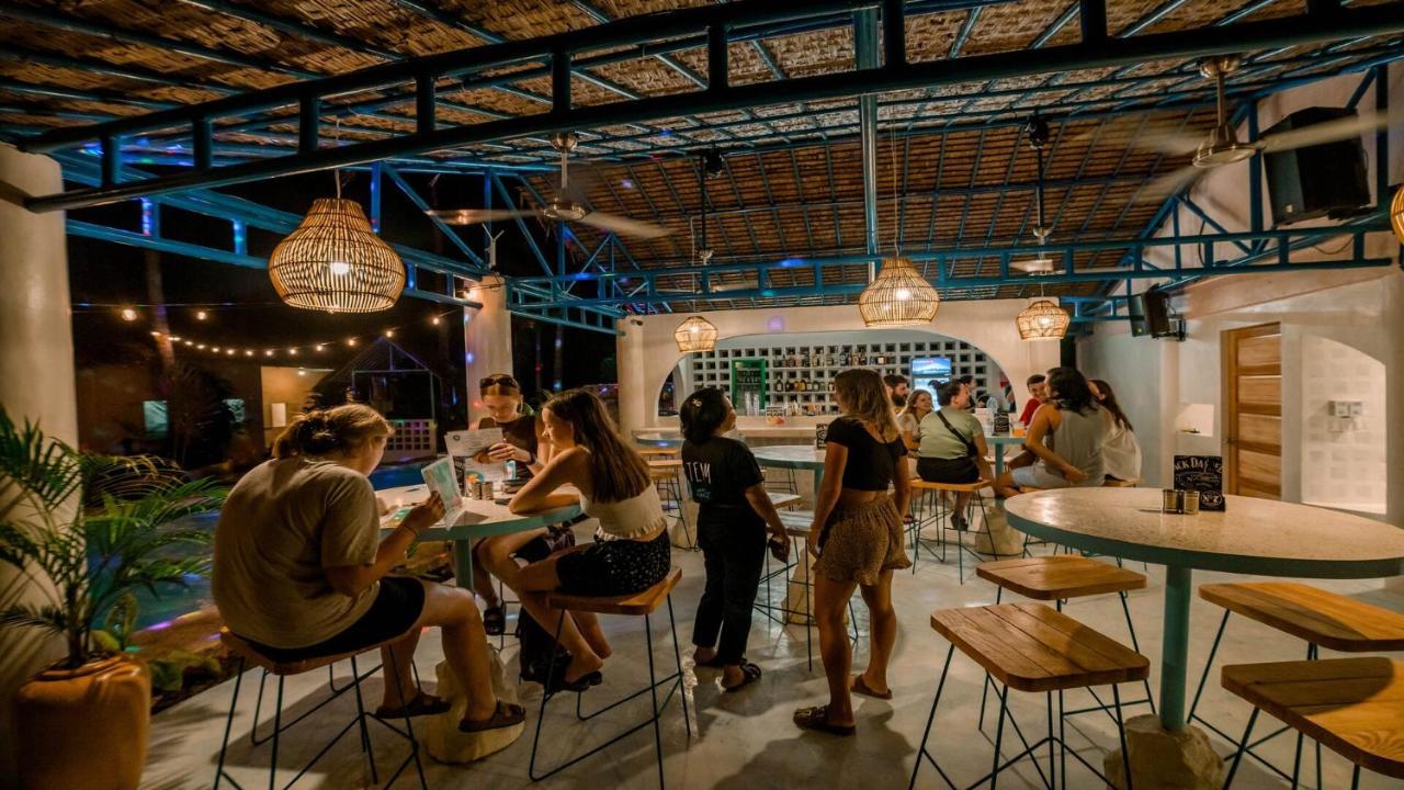 Hostel Mad Monkey Panglao Exteriér fotografie
