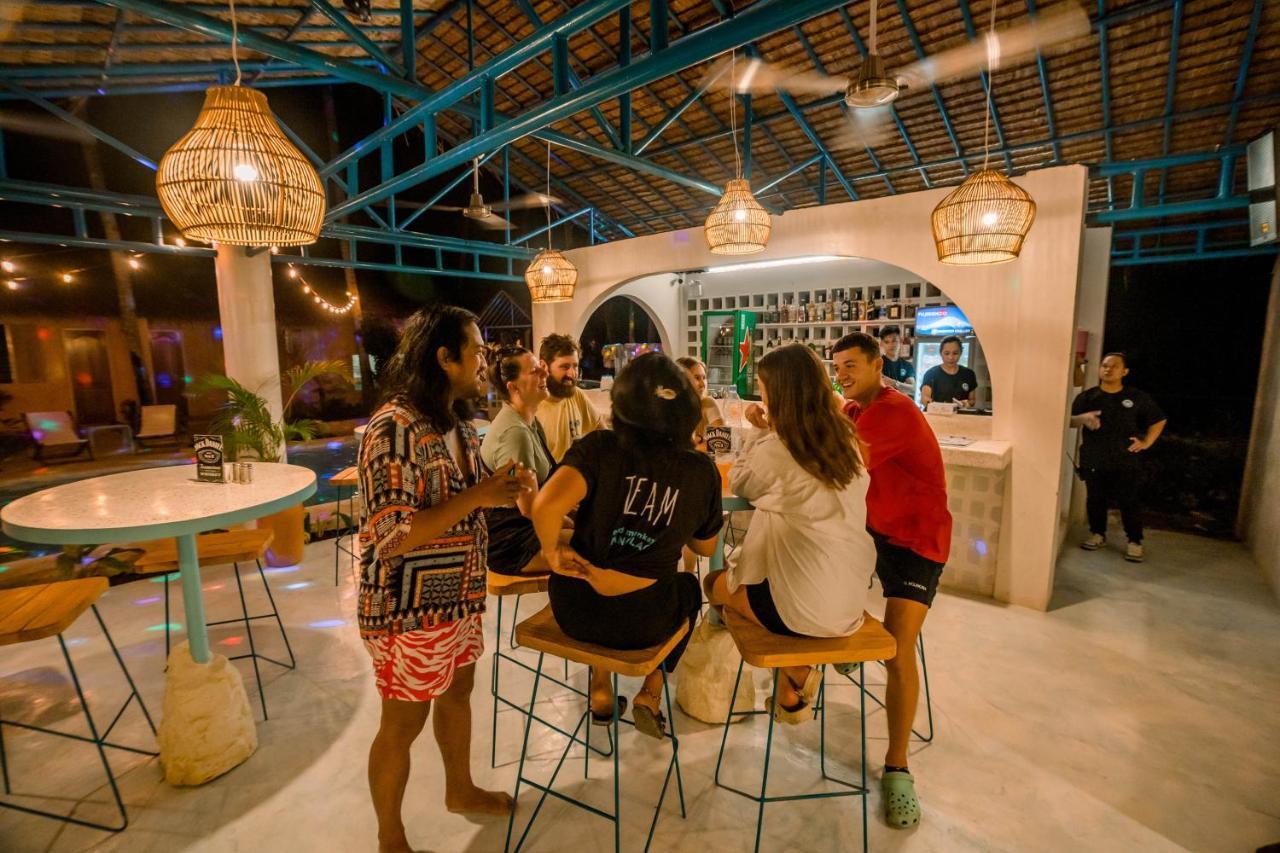 Hostel Mad Monkey Panglao Exteriér fotografie