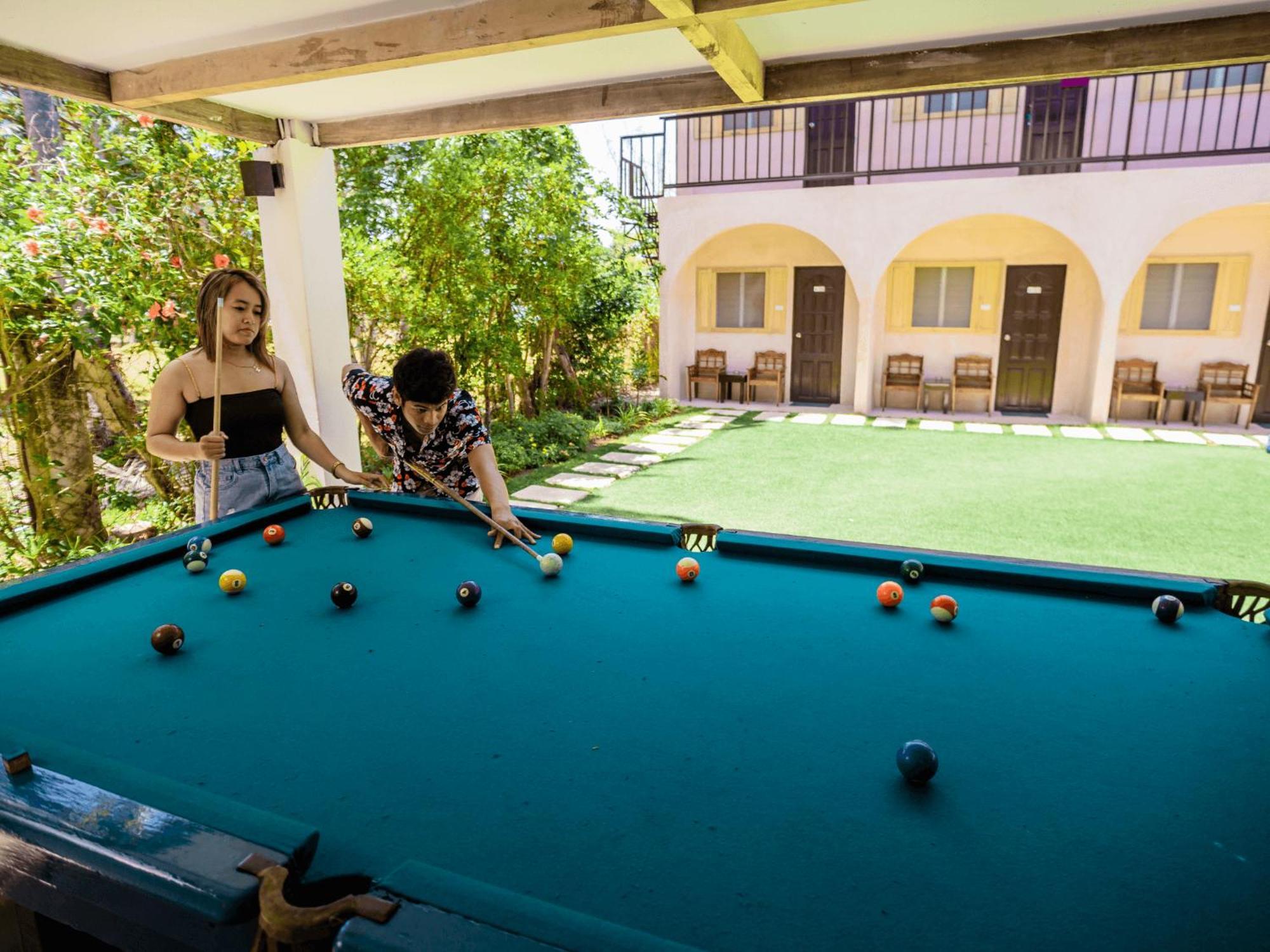 Hostel Mad Monkey Panglao Exteriér fotografie