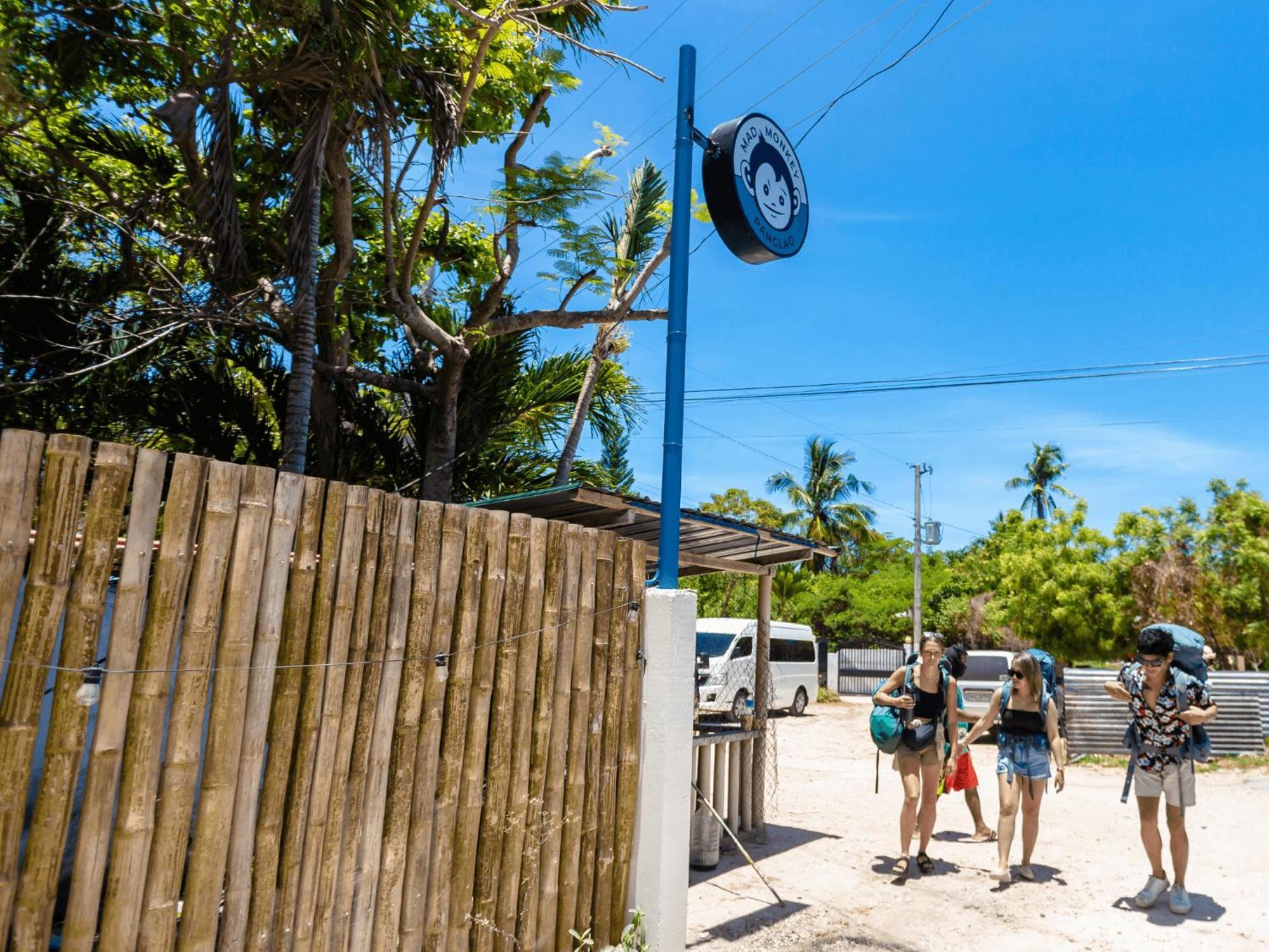 Hostel Mad Monkey Panglao Exteriér fotografie