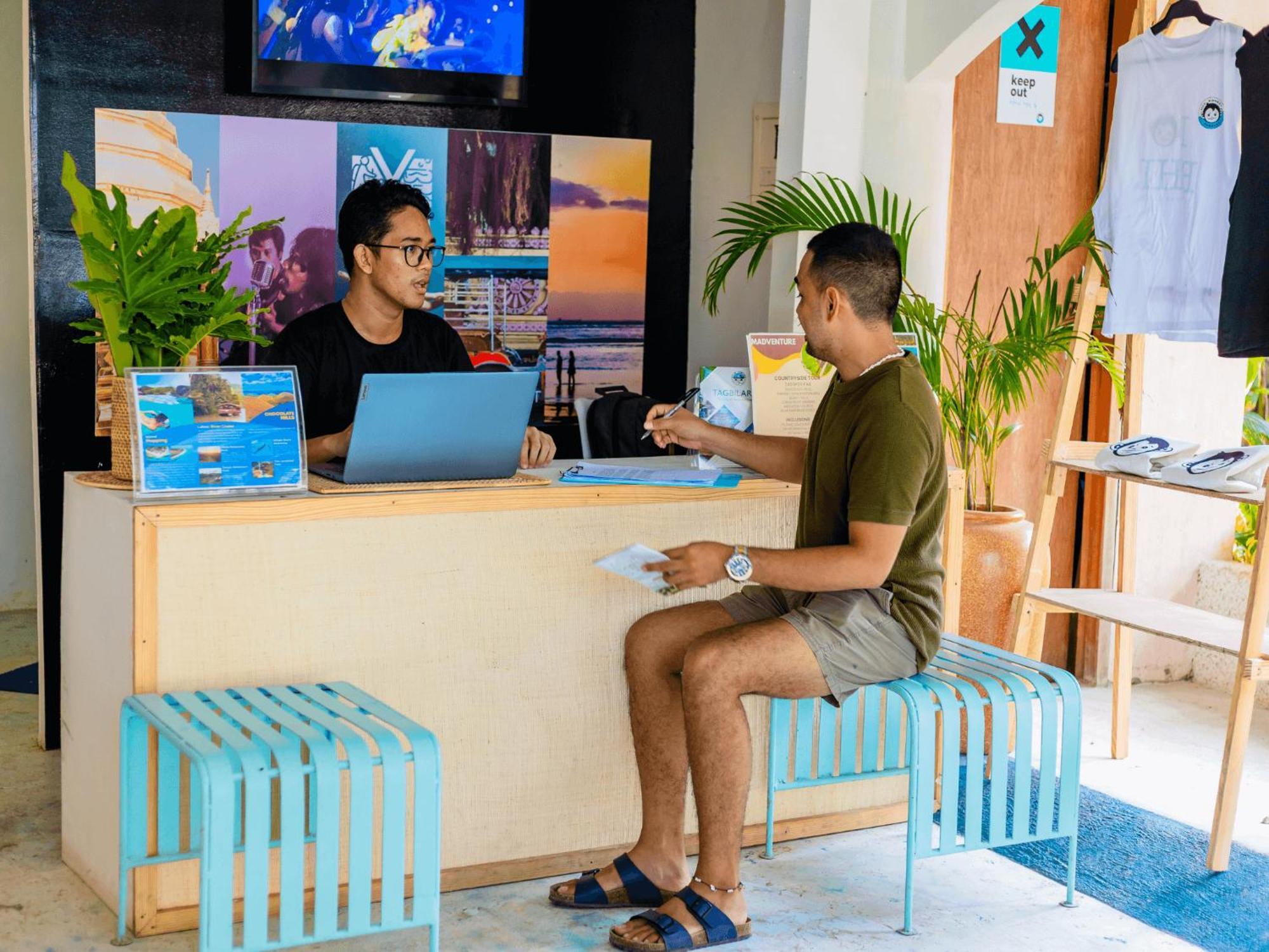 Hostel Mad Monkey Panglao Exteriér fotografie